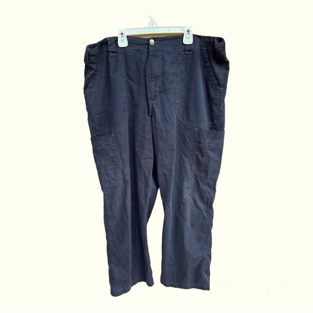 Black Carhatt XL cargo pants